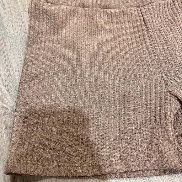 Shein Ribbed Lounge Shorts, Ribbed Fitted Short Bike Shorts - Picture 4 of 4